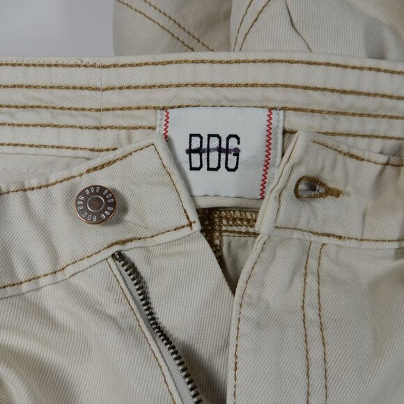 BDG Urban Outfitters Low Rise Tapered Moto Zipper JEANS Size 28 Ivory Denim NEW - Picture 11 of 13